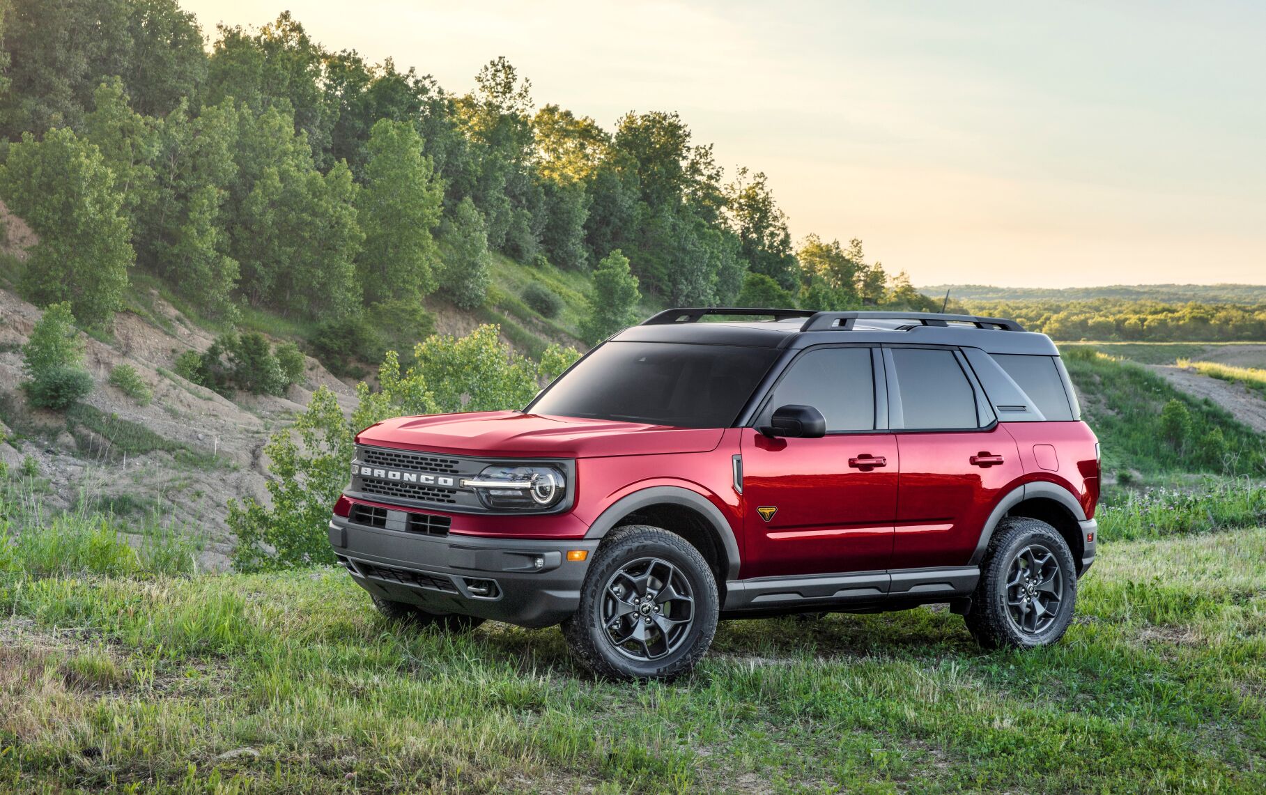 A small-crossover relative to the larger, truck-based Bronco, Bronco Sport, though more rugged, shares its basic platform with the Escape.